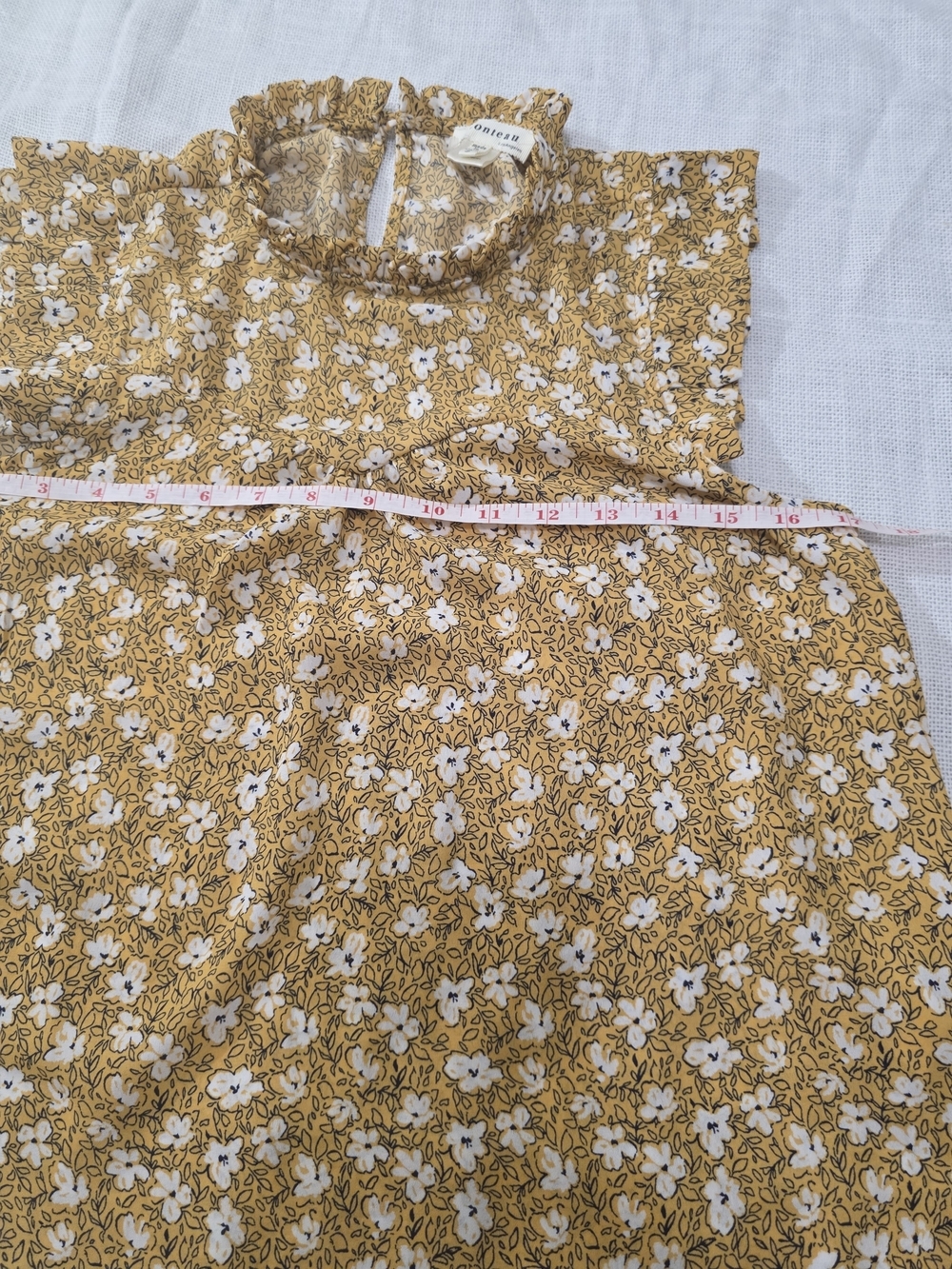 Monteau Size Small Mustard Floral Ruffle Flutter Sleeve Blouse - Picture 2 of 6